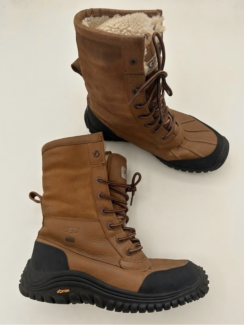 UGG Sz 7.5 Adirondack Insulated Waterproof Winter Boots